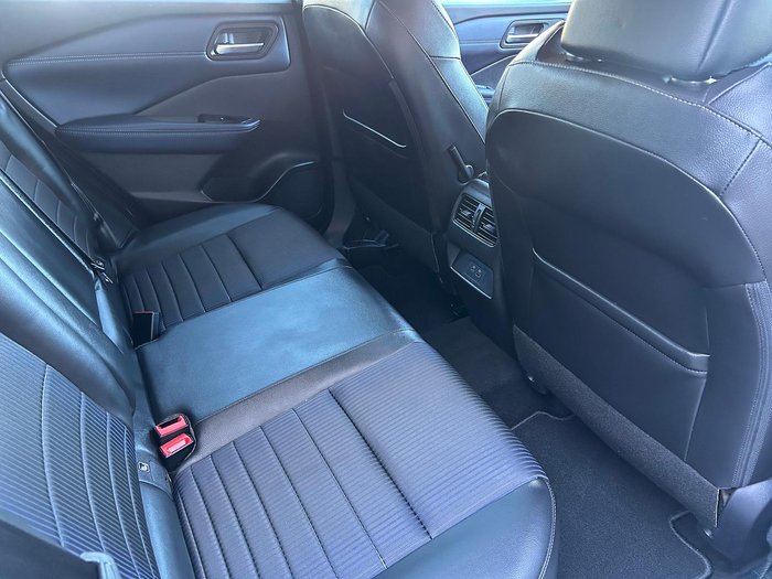 2023 Nissan QASHQAI ST-L J12 MY23 Ivory Pearl with Pearl Black Roof
