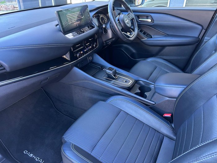 2023 Nissan QASHQAI ST-L J12 MY23 Ivory Pearl with Pearl Black Roof