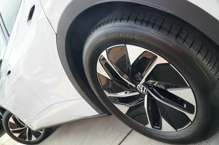 2025 Volkswagen ID.5 Pro