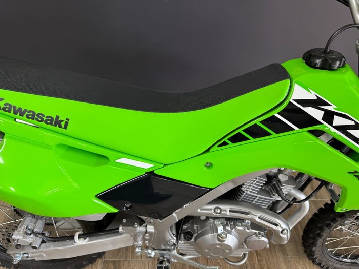 2025 Kawasaki KLX140R GREEN