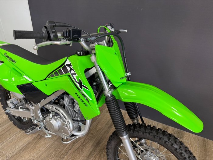 2025 Kawasaki KLX140R GREEN
