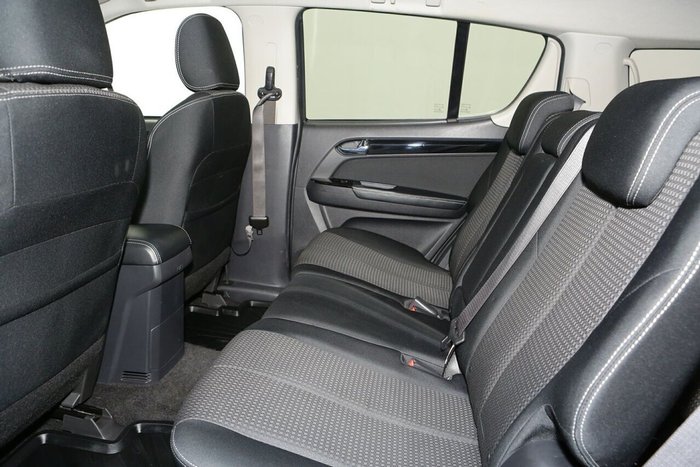 2021 Isuzu MU-X LS-U