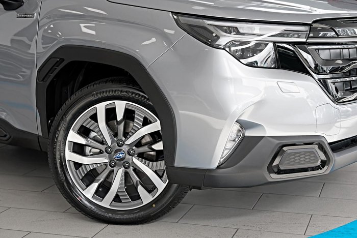 2025 Subaru Forester Hybrid Touring S6 MY26 AWD Ice Silver