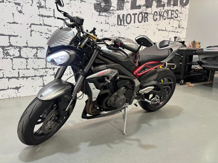 2022 Triumph Street Triple RS Street Triple Silver