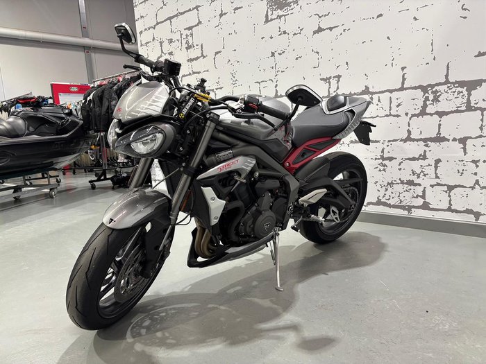 2022 Triumph Street Triple RS Street Triple Silver