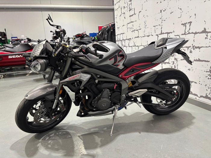 2022 Triumph Street Triple RS Street Triple Silver