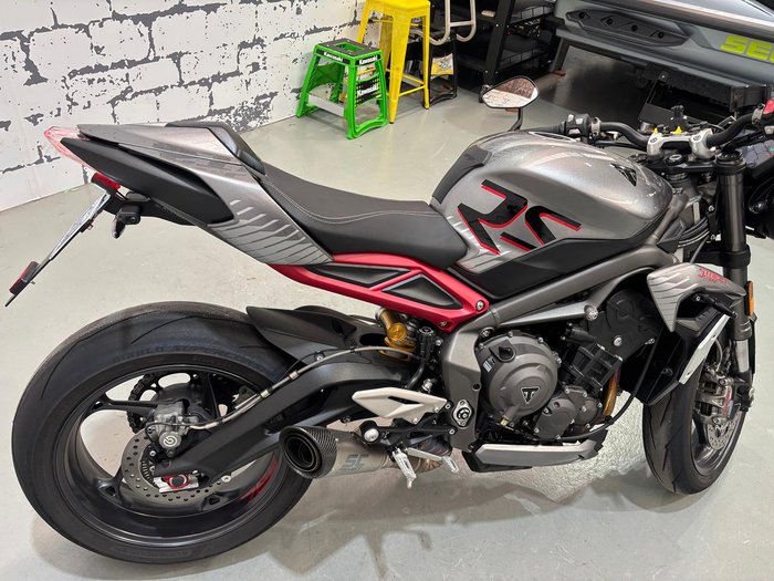 2022 Triumph Street Triple RS Street Triple Silver