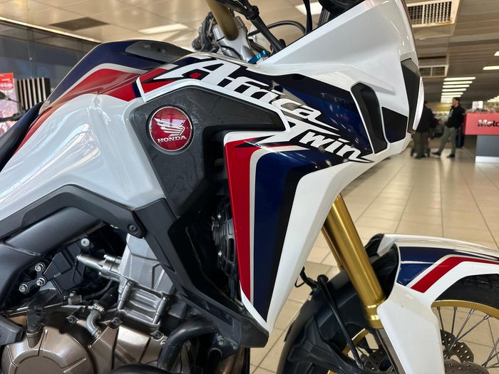 2016 Honda Africa Twin (CRF1000L) Africa Twin White