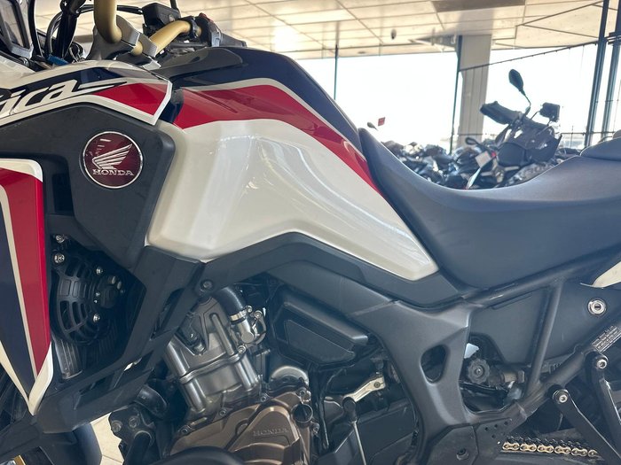 2016 Honda Africa Twin (CRF1000L) Africa Twin White