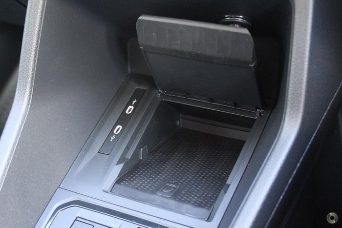 2025 Volkswagen Caddy TDI320