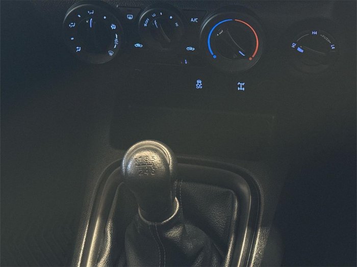 2018 Toyota Hilux SR