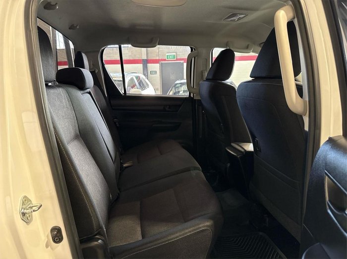 2018 Toyota Hilux SR