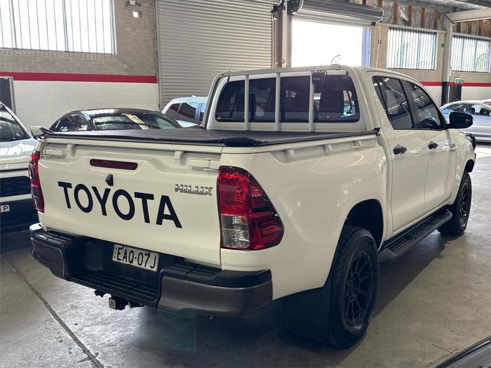 2018 Toyota Hilux SR