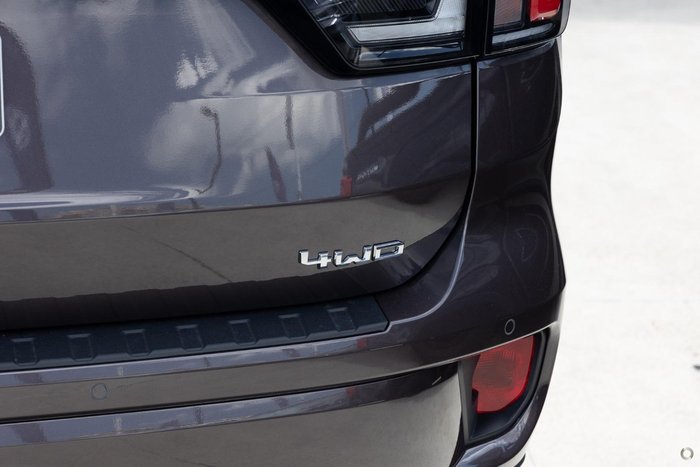 2025 Ford Everest Platinum MY25.25 4X4 Dual Range Equinox Bronze