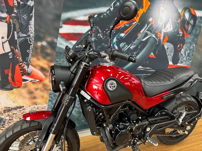 2022 BENELLI LEONCINO TRAIL (ABS) RED