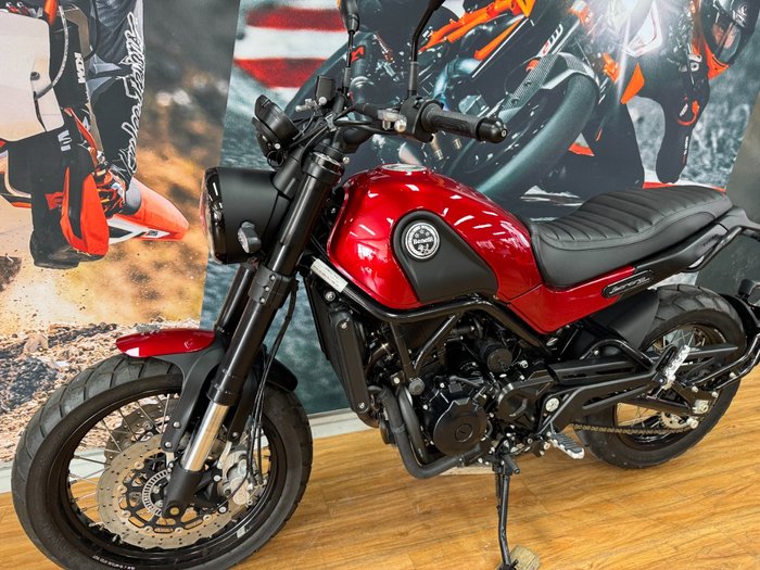 2022 BENELLI LEONCINO TRAIL (ABS) RED