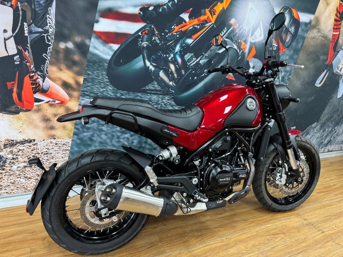 2022 BENELLI LEONCINO TRAIL (ABS) RED