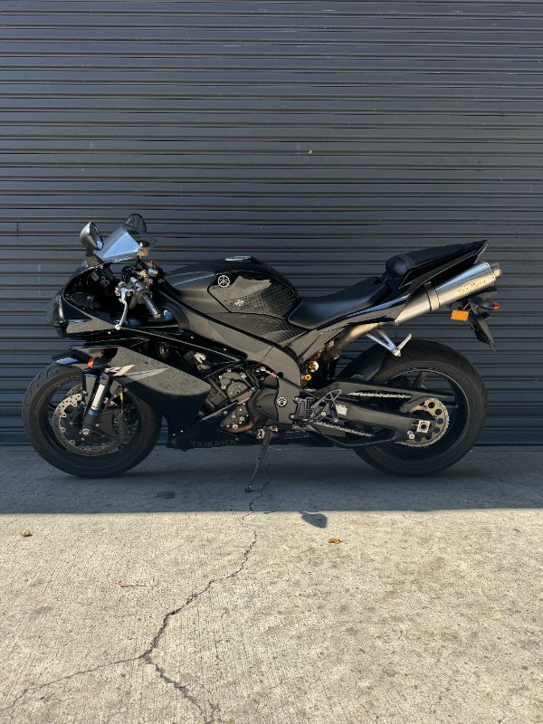 2007 Yamaha YZF-R1 Black