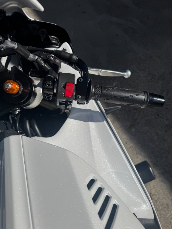 2023 Yamaha YZF-R7LA