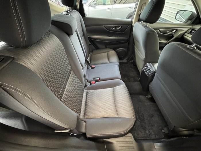 2020 Nissan X-TRAIL ST