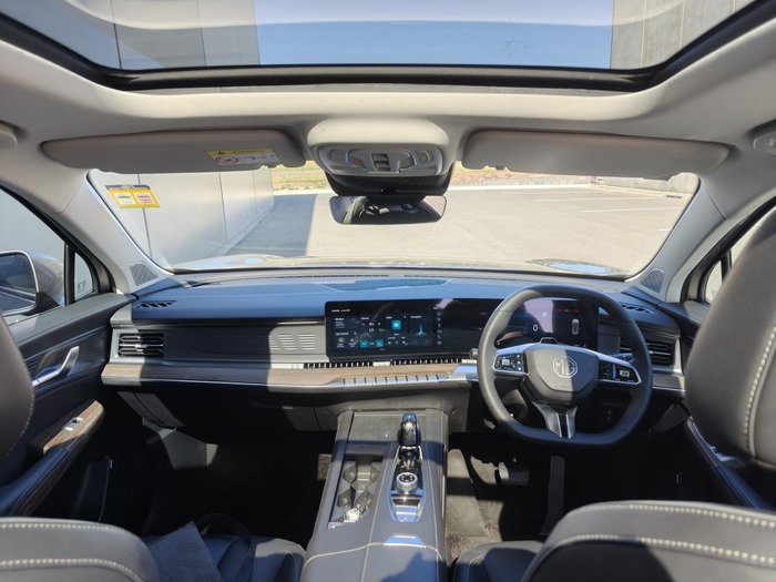 2025 MG QS Essence IS31 MY25 AWD Cashmere Silver