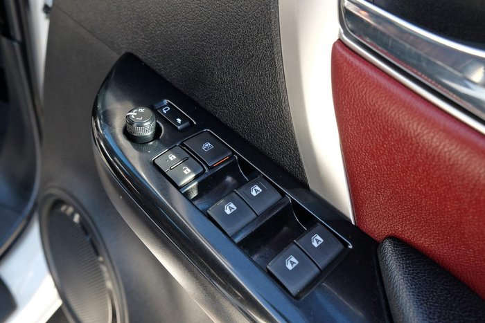 2019 Toyota Fortuner Crusade GUN156R 4X4 Dual Range Crystal Pearl