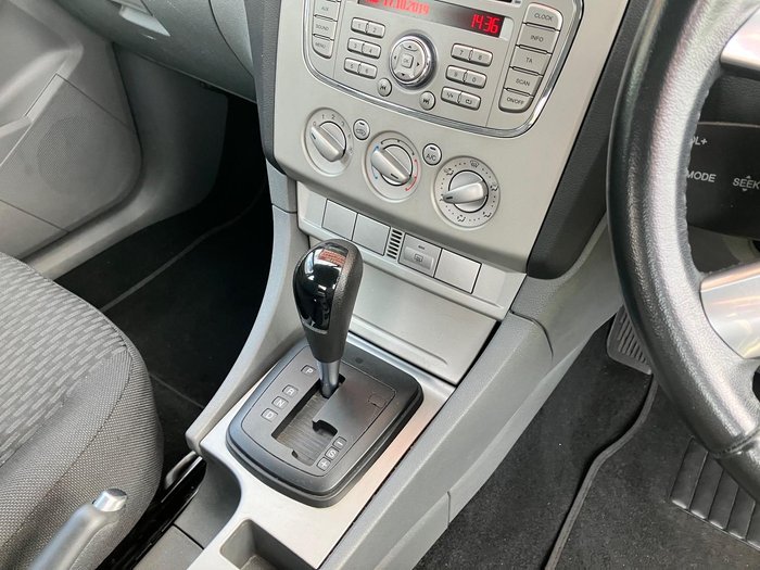 2010 Ford Focus LX LV Mk II White
