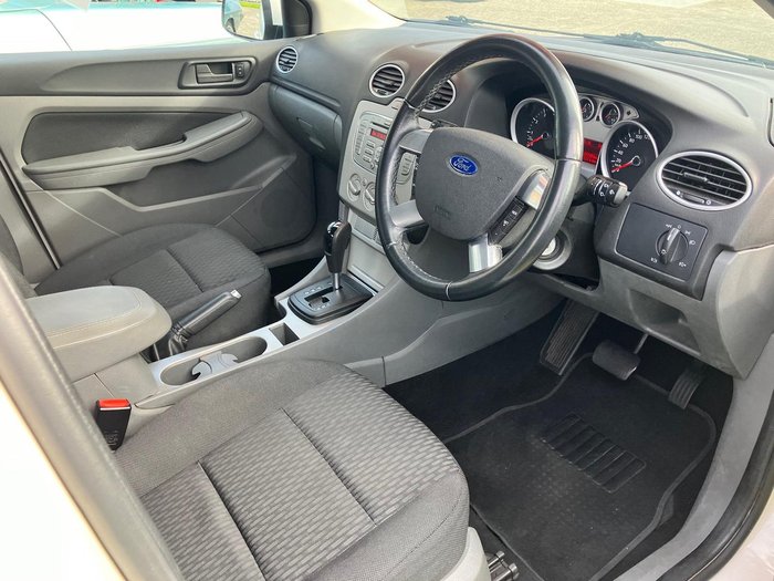 2010 Ford Focus LX LV Mk II White