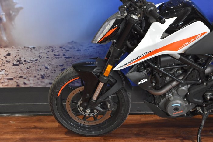 2022 Ktm 390 DUKE White