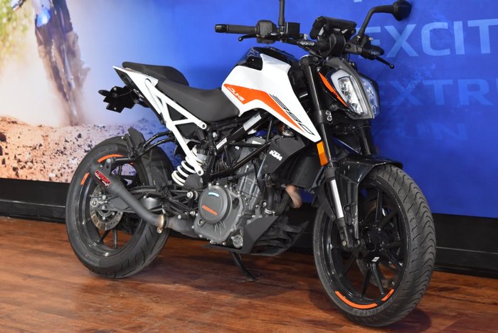2022 Ktm 390 DUKE White