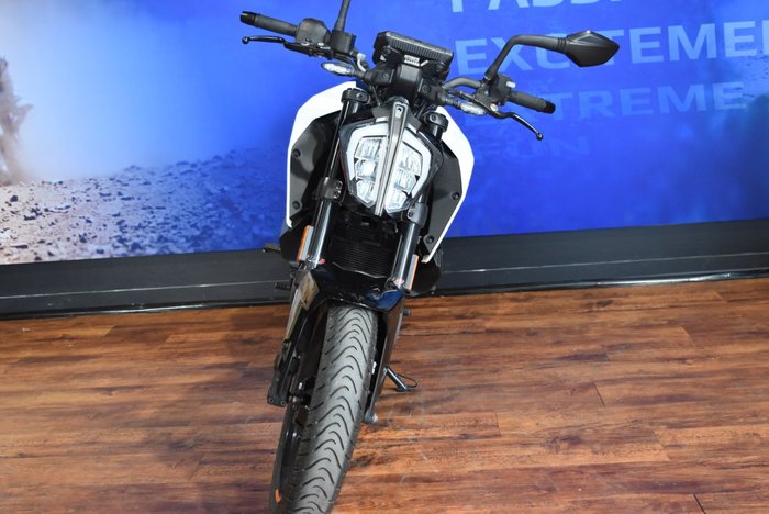 2022 Ktm 390 DUKE White