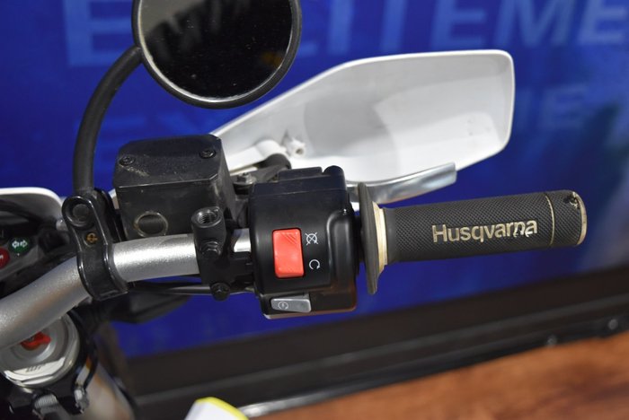2020 Husqvarna 701 ENDURO White