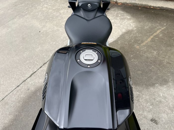 2022 Yamaha YZF-R7LA Black