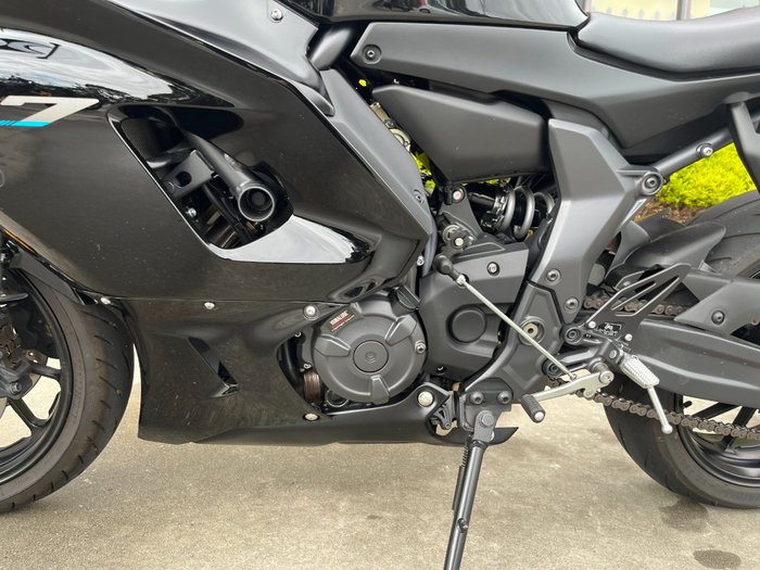 2022 Yamaha YZF-R7LA Black