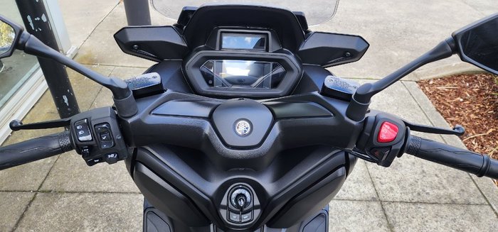 2023 Yamaha XMAX 300 (CZD300A) GREEN
