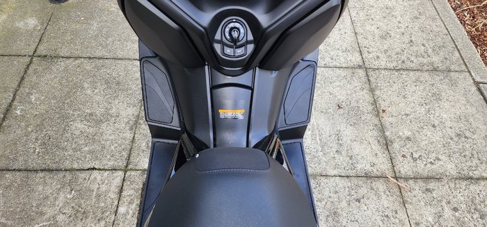 2023 Yamaha XMAX 300 (CZD300A) GREEN