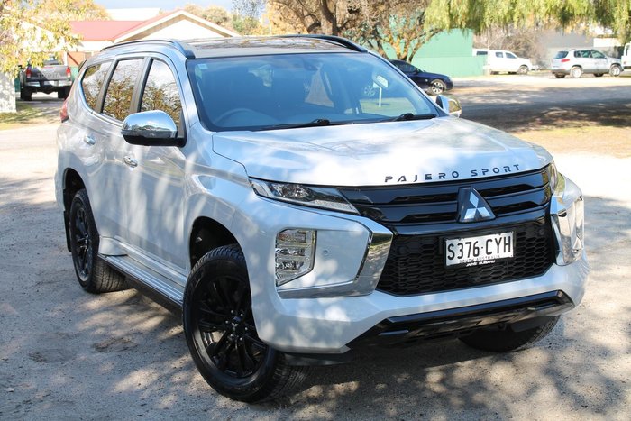 2022 Mitsubishi Pajero Sport GSR