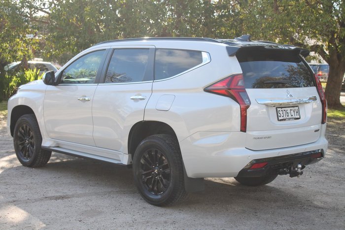 2022 Mitsubishi Pajero Sport GSR