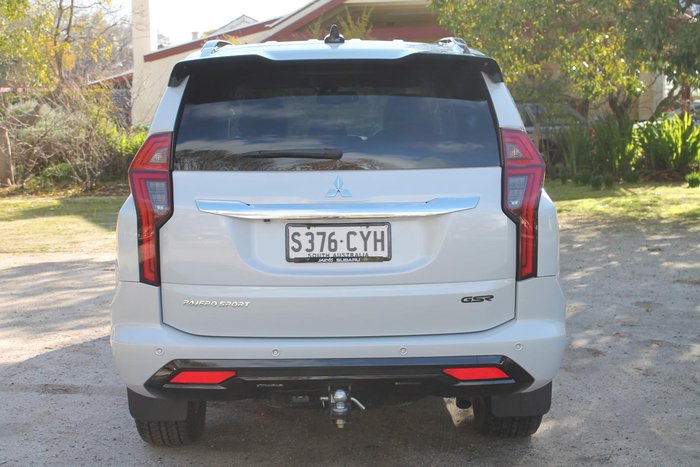 2022 Mitsubishi Pajero Sport GSR