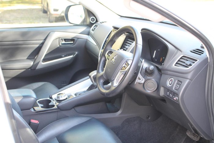 2022 Mitsubishi Pajero Sport GSR