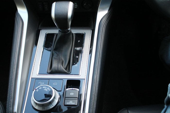 2022 Mitsubishi Pajero Sport GSR