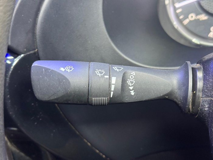 2022 Toyota Hilux SR