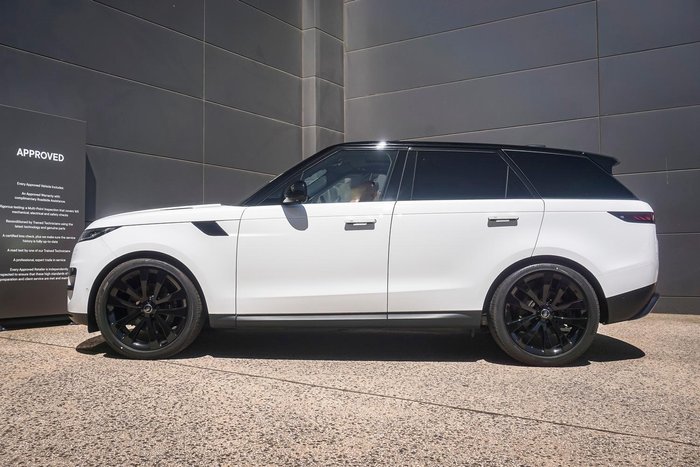 2024 Land Rover Range Rover Sport D250 SE