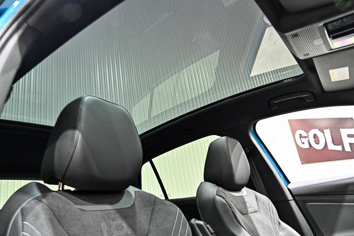 2025 Volkswagen ID.5 Pro