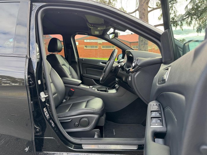 2015 Mercedes-Benz B-Class B200 W246 Cosmos Black