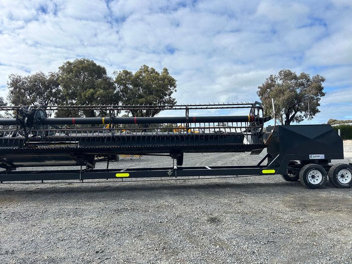 2019 MacDon D145