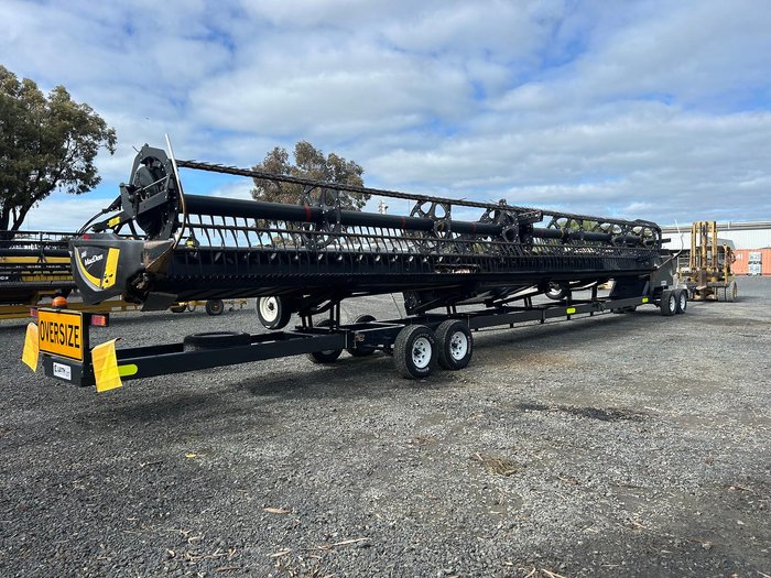 2019 MacDon D145