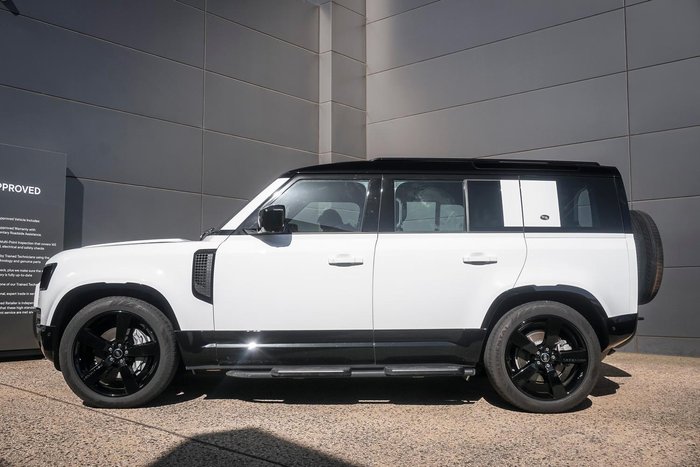 2024 Land Rover Defender 110 P400 X-Dynamic HSE