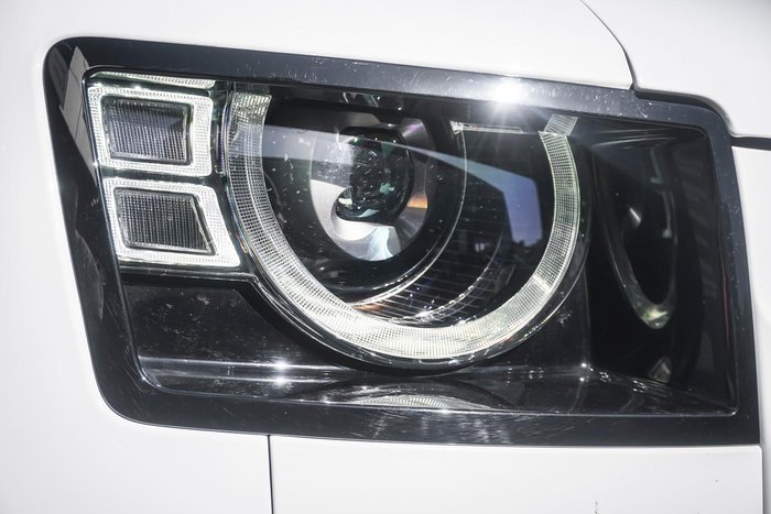 2024 Land Rover Defender 110 P400 X-Dynamic HSE