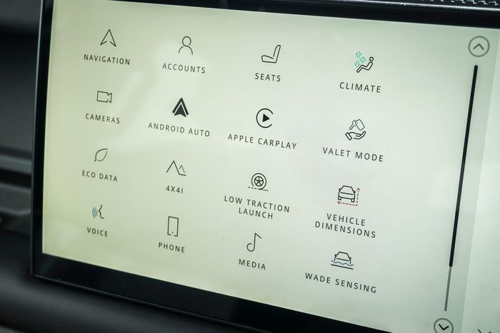 2024 Land Rover Defender 110 P400 X-Dynamic HSE